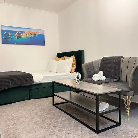 Ndl Downtown Apartment Cluj Napoca Bagian luar foto